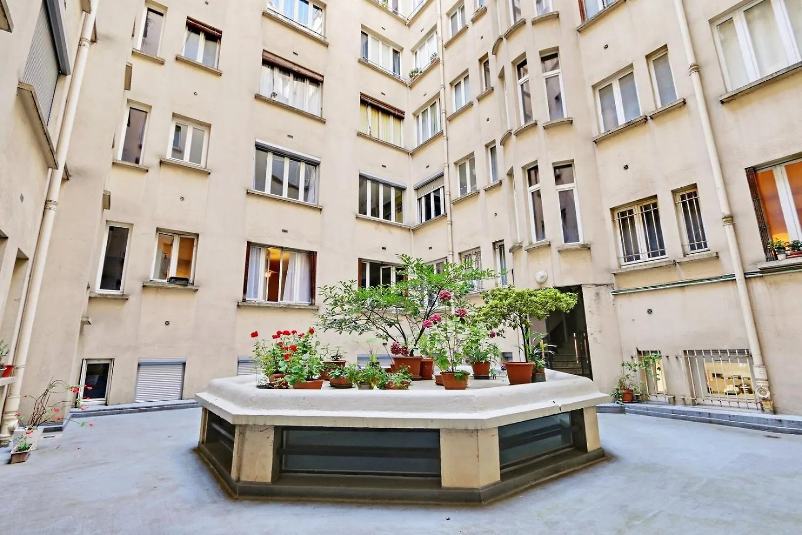 Guestready - Bright Getaway Near Montparnasse Apartment Paris